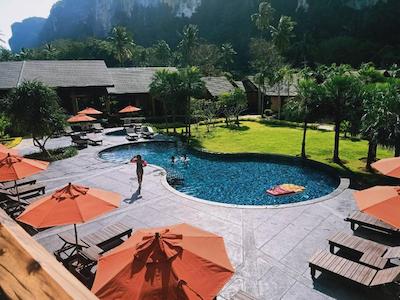 آئونانگ هیل ریسورت @ 11