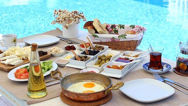 داریا آلاکاتی
