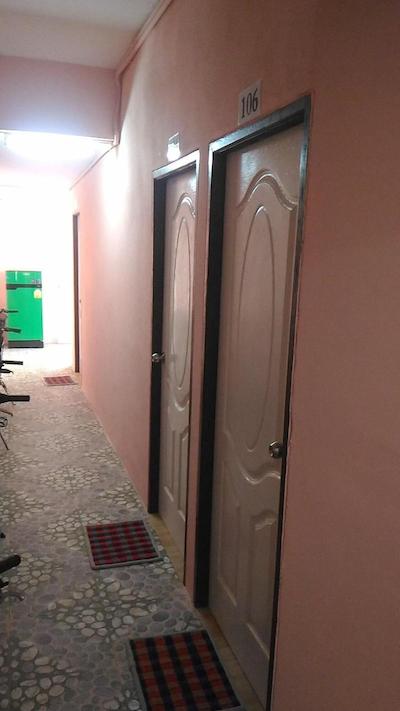 کرابی بد اسلیپ هتل