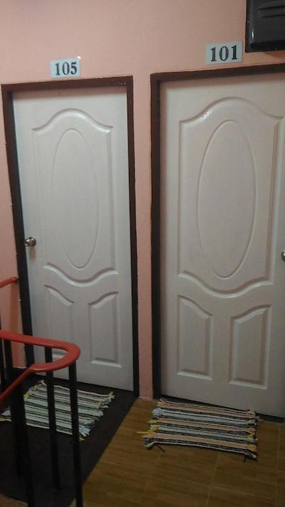 کرابی بد اسلیپ هتل