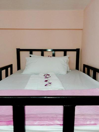 کرابی بد اسلیپ هتل