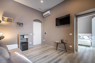 بی بی مای وی