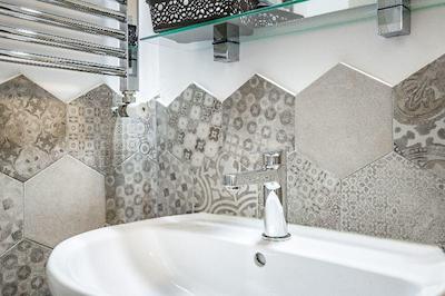 بی بی مای وی