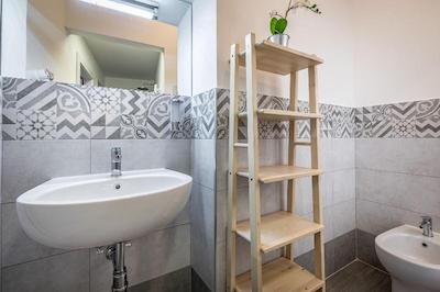 بی بی مای وی