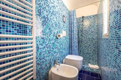 بی بی مای وی