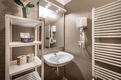 بی بی مای وی