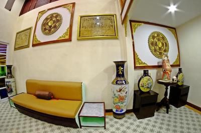 د ساسی هاوس