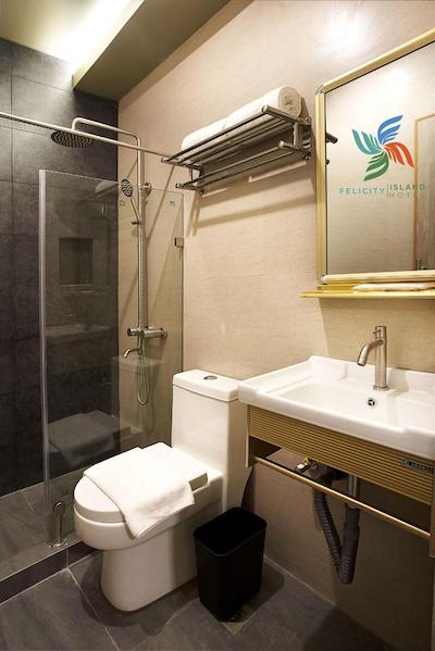 فلیسیتی ایلند هتل