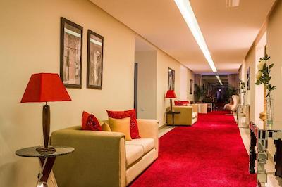 پالایس دار سور