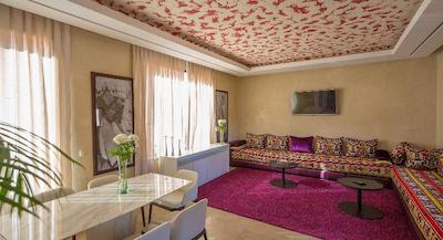 پالایس دار سور