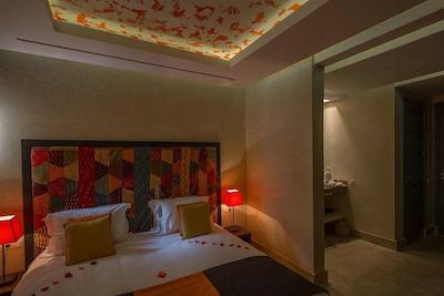 پالایس دار سور