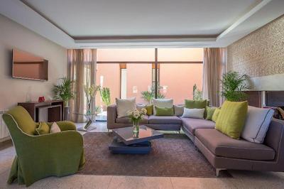 پالایس دار سور