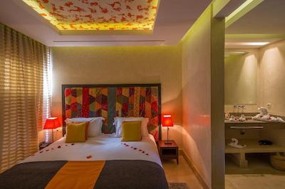 پالایس دار سور