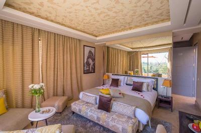 پالایس دار سور