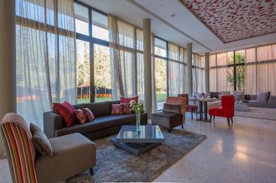 پالایس دار سور