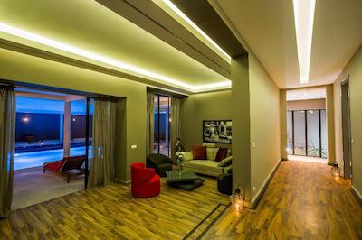 پالایس دار سور