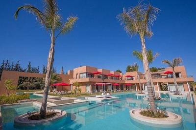 پالایس دار سور