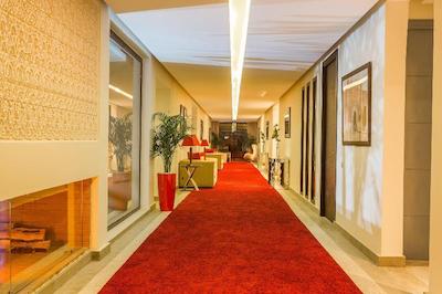 پالایس دار سور