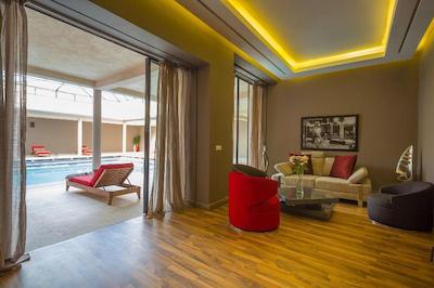 پالایس دار سور