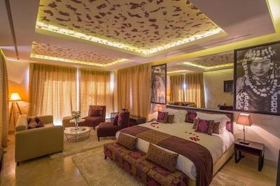 پالایس دار سور