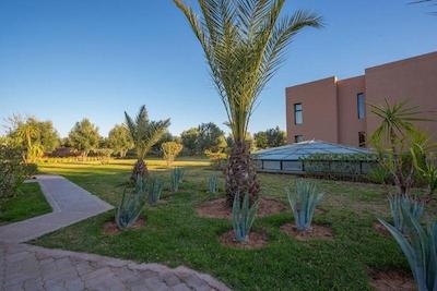 پالایس دار سور