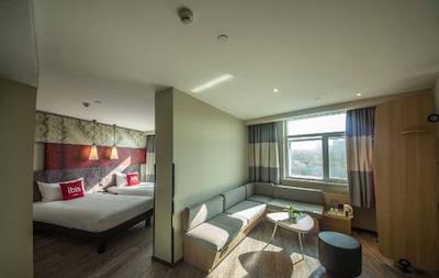 ابیس اورومکی ویزینگ اسکور هتل