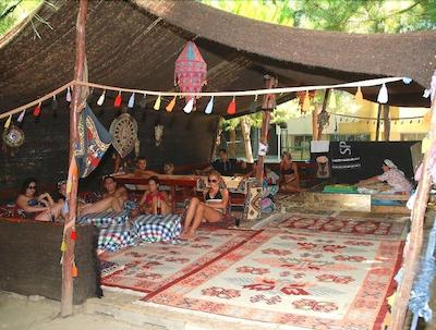 فلورا سویتز