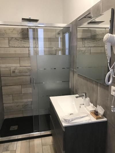 هولابولوگنا