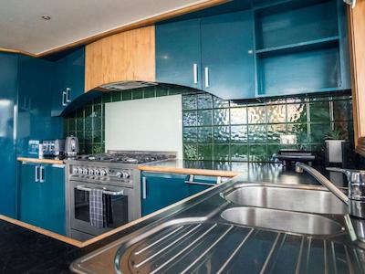 یو سوییتز آن کورتنی