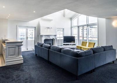 یو سوییتز آن کورتنی