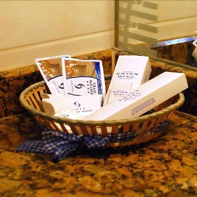 آدانا ارتن اوتل