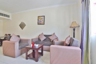 اویو 365 مرحبا رزیدنس هتل اپارتمنتز