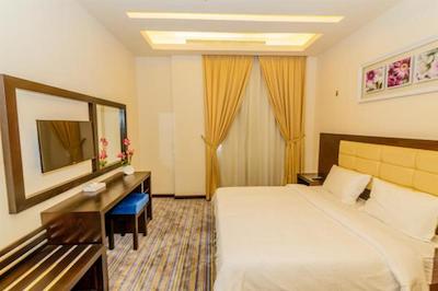 مدهال هتل آپارتمنتز