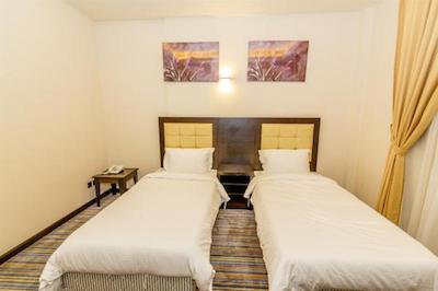 مدهال هتل آپارتمنتز