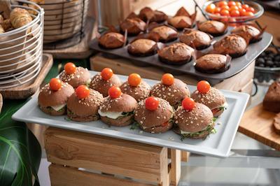 پارک این بای ردیسون جداح مدینهان رود