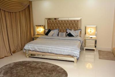 الفخامه هتل آپارتمنتز