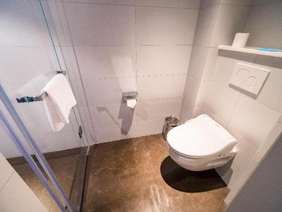 هالیدی این اکسپرس کانمینگ وست