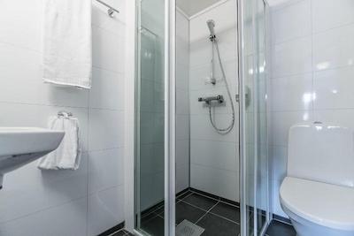 الماس هتل استورد ای اس