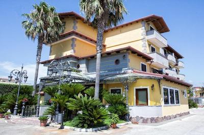 هتل میرامیر