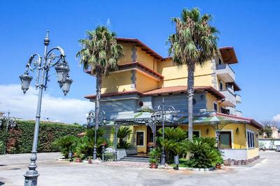 هتل میرامیر