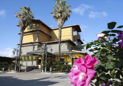 هتل میرامیر