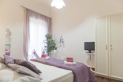 لاتیتیا گست هاوس 32