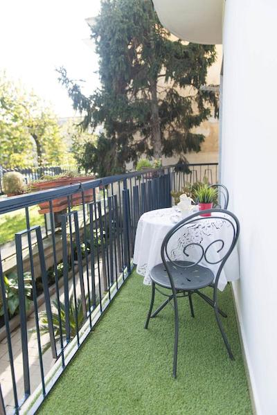 لاتیتیا گست هاوس 32