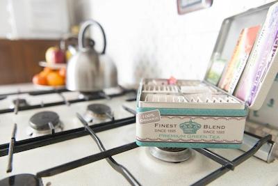 لاتیتیا گست هاوس 32