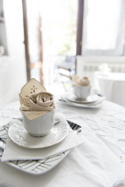 لاتیتیا گست هاوس 32