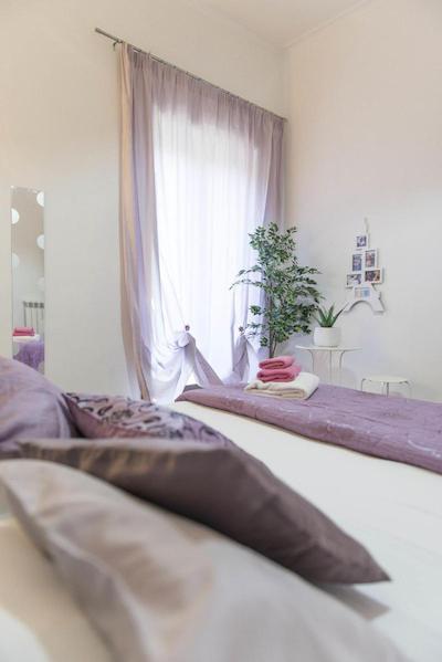 لاتیتیا گست هاوس 32