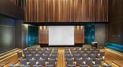 له مریدین بانکوک