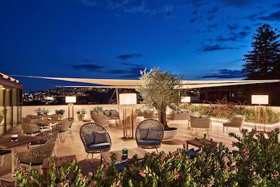 د بریتانیکو نیپلز کوریو کالکشن بای هیلتون