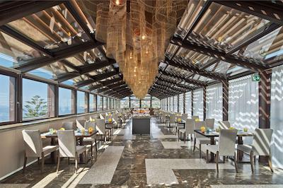 د بریتانیکو نیپلز کوریو کالکشن بای هیلتون