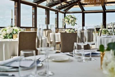 د بریتانیکو نیپلز کوریو کالکشن بای هیلتون